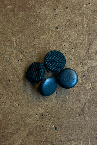 SMALL COVERED BUTTON