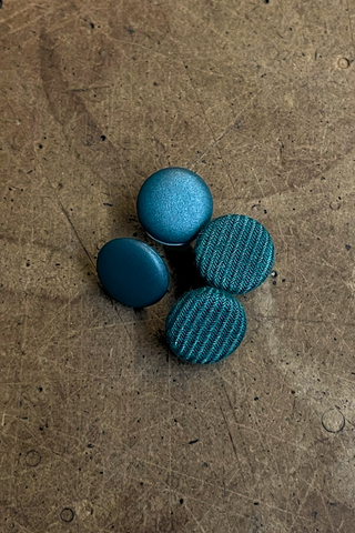 SMALL COVERED BUTTON