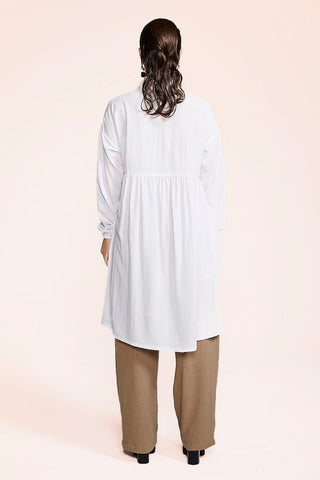 ROBE HADJANI