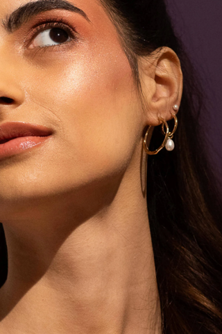 OBSERVER EARRINGS