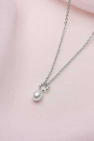 SILVER PEARL NECKLACE