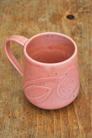 LARGE BOTANICAL RELIEF MUG