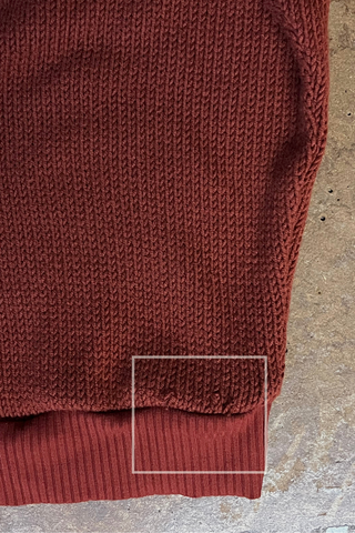 JESS SWEATER [M] - Defect