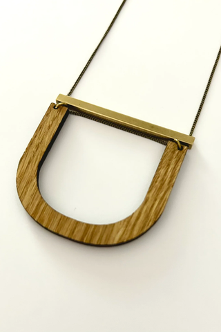 TOGGE NECKLACE